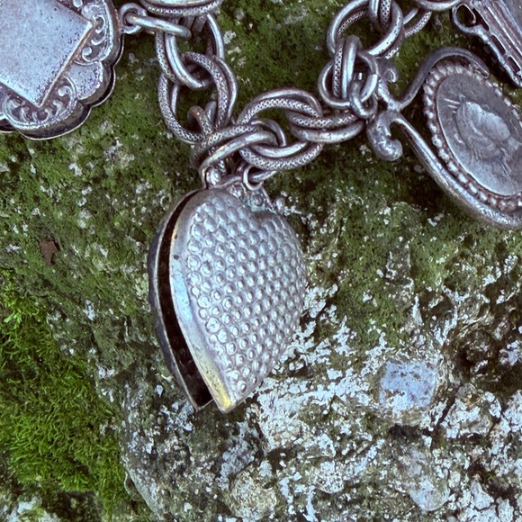 Coro 1950s Silver Chain CHARM Bracelet 7.5” Vintage patina - Picture 5 of 7